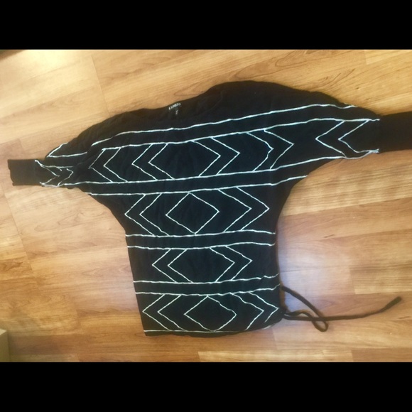 Express Sweater - Picture 3 of 4